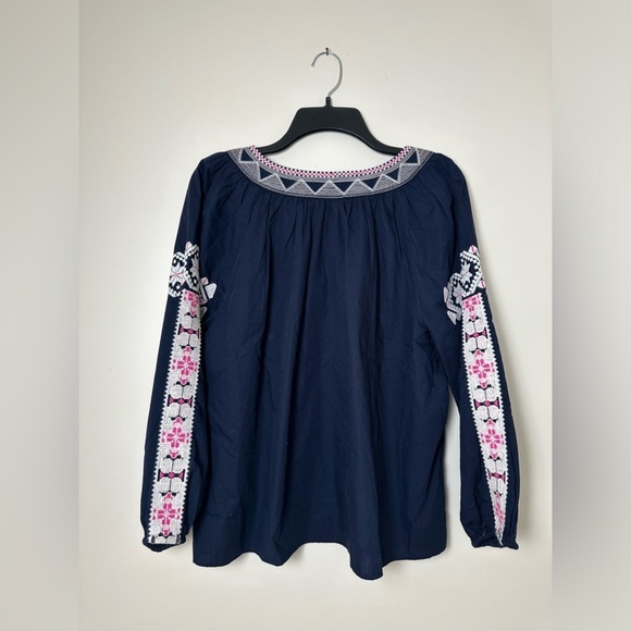 Crown & Ivy Bohemian Peasant Embroidered Blouse Long Sleeves‎ Size Large Petite - Picture 3 of 7